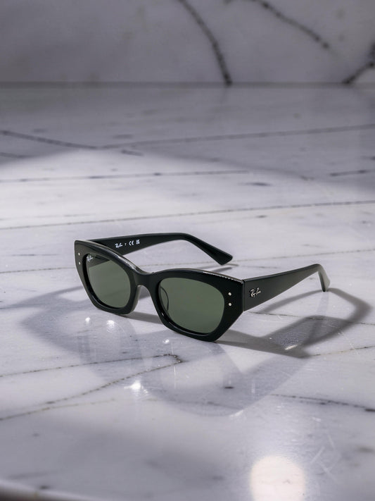 Occhiali da sole 4430 6677/71: Stile Urban e Fitting Ottimale in Nero e Verde