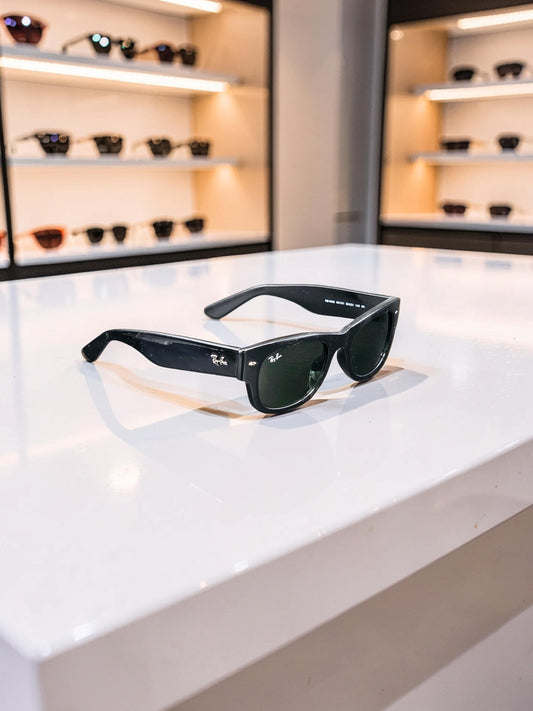 Ray-Ban Mega Wayfarer II RB 0832 901/31 Nero Lucido con Lenti Verde