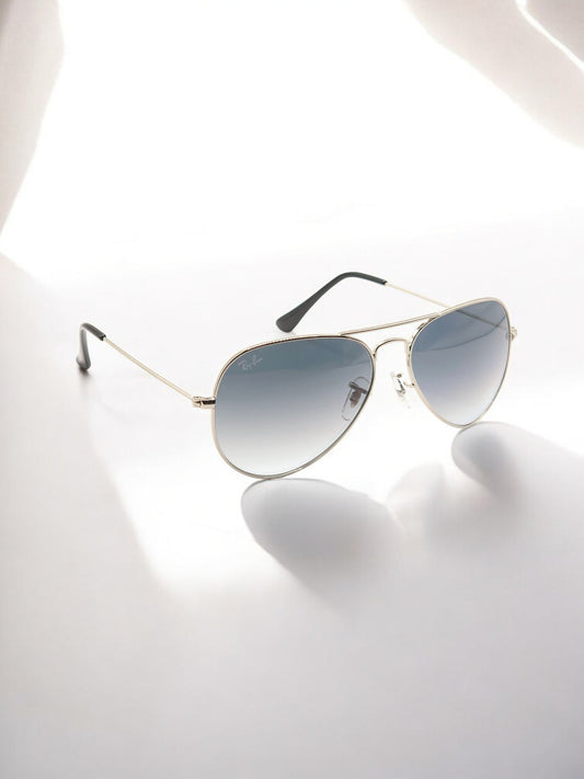 Ray-Ban Aviator Large Metal RB 3025 003/32: Eleganza in Argento e Grigio Sfumato