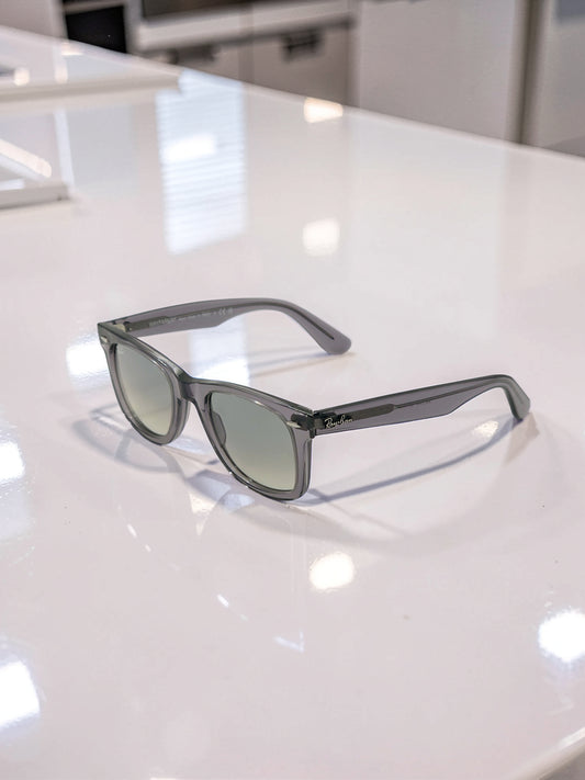 Sunglasses Occhiali da Sole Lunettes 2140 6673/32 Transparent Grey/Grigio Trasparente - Grey Gradient Lenses UV400