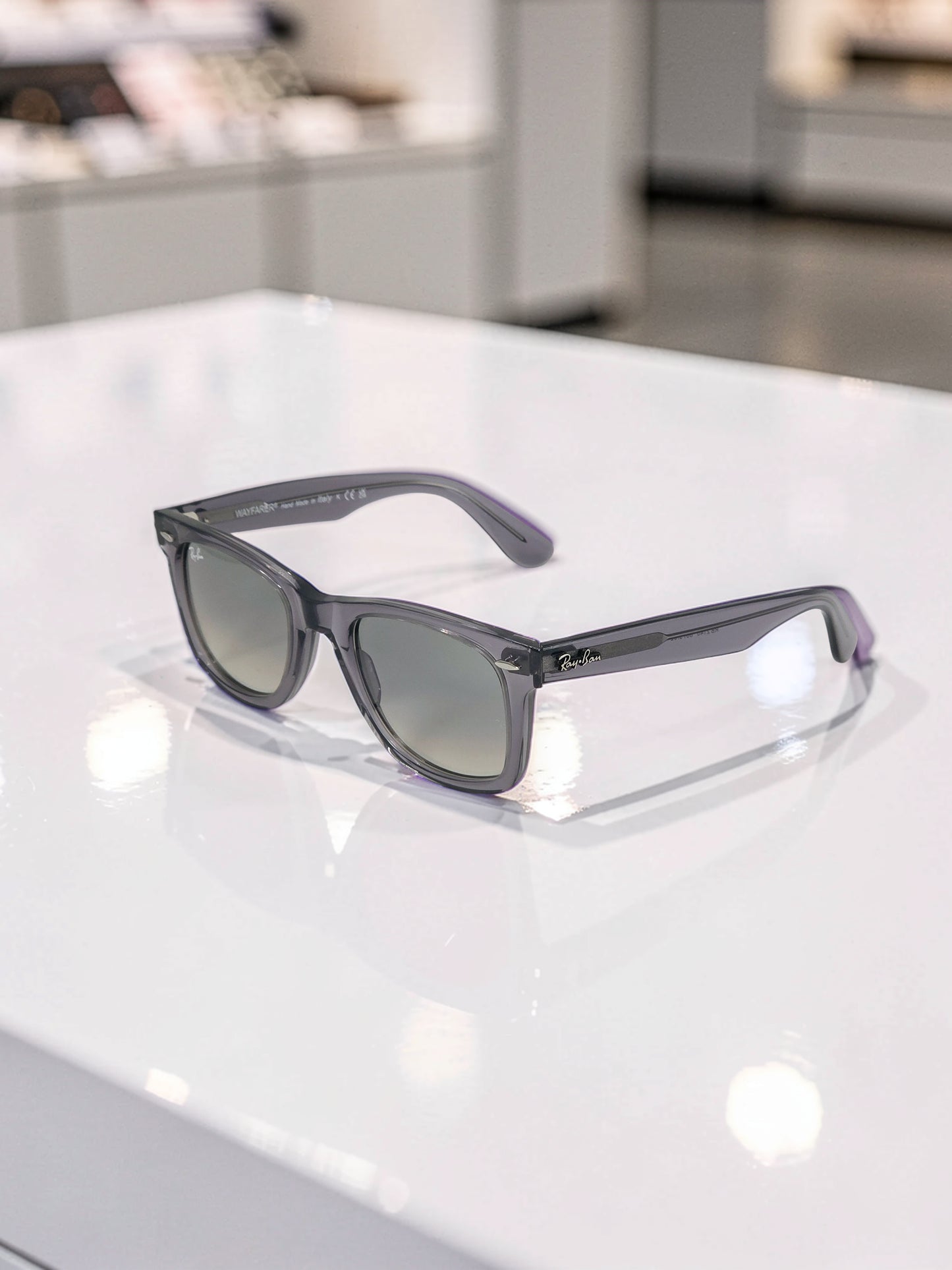 Occhiali da Sole Squadrati in Acetato 2140 6673/32 Grigio Trasparente con Lenti Grigio Sfumate – Taglia 50
