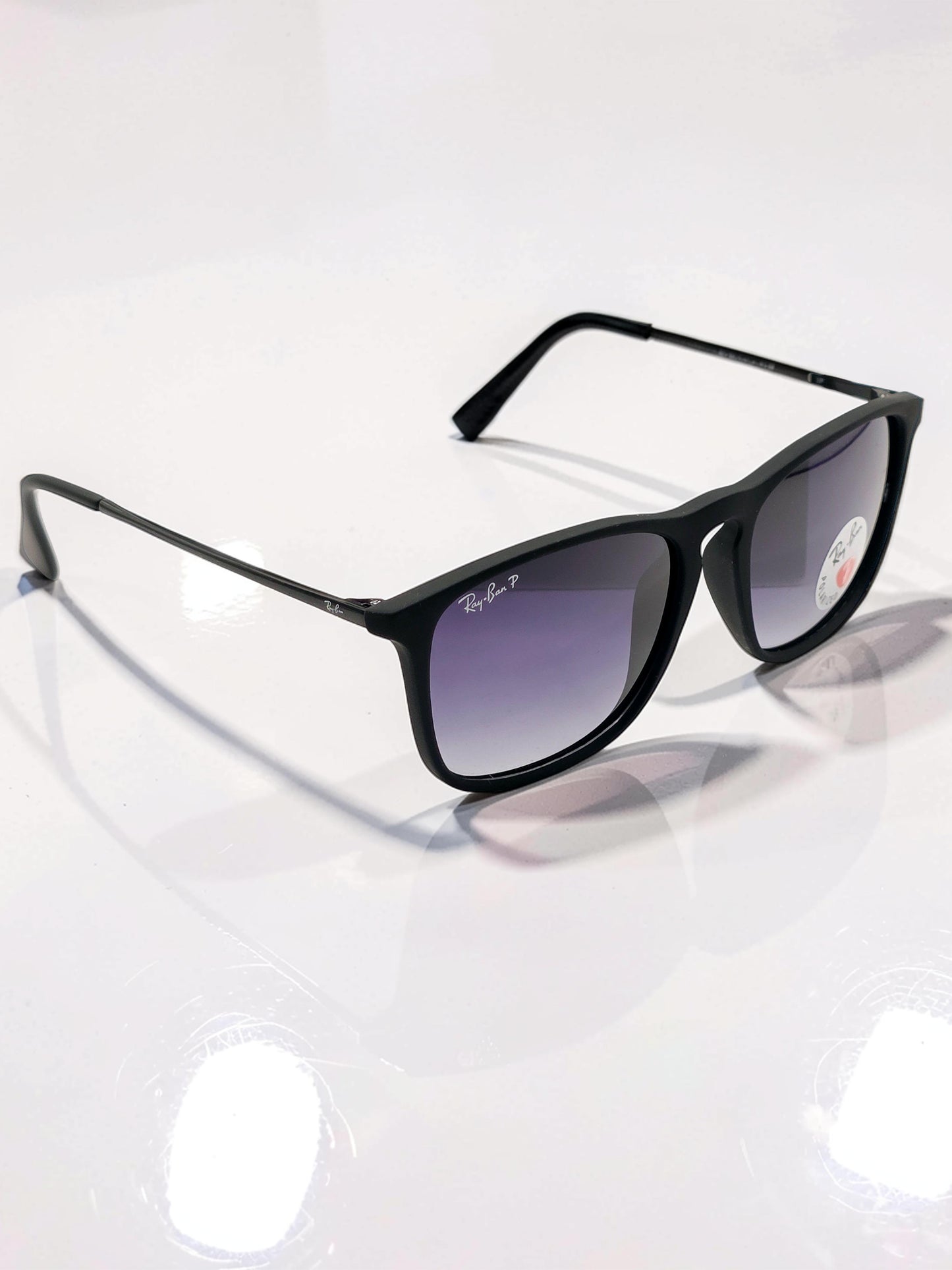Occhiali da sole 4187 622/T3 Nero Opaco con Lenti Grigie Sfumate Polarizzate – Taglia 54
