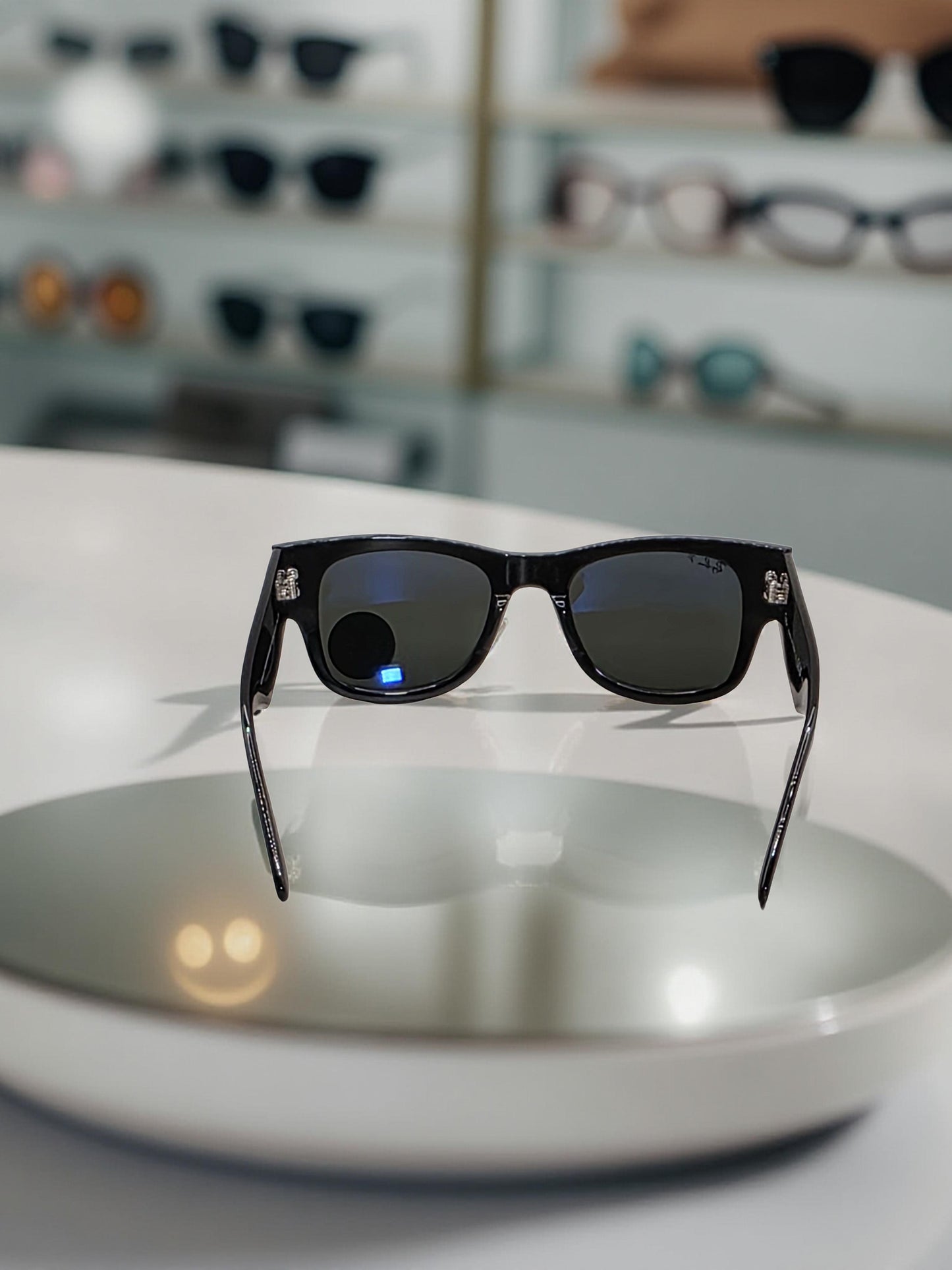 Ray-Ban Mega Wayfarer RB 0840S 901/58 Nero Polarizzato – Il Classico Potenziato