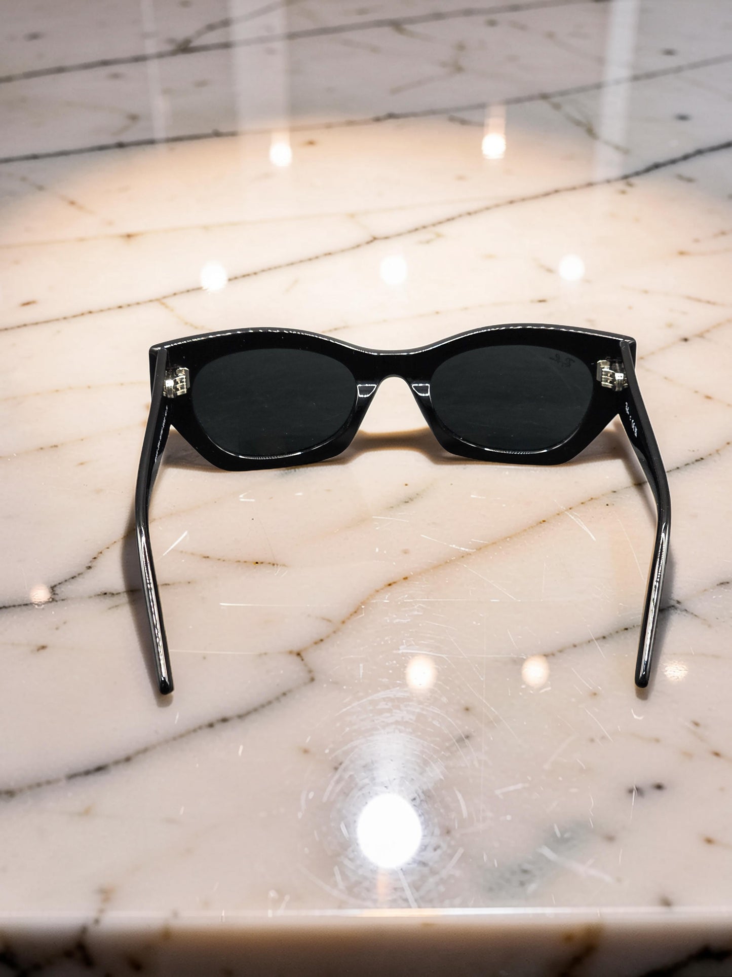 Occhiali da sole 4430 6677/87 Nero Lucido con Lenti Grigie – Taglia 52