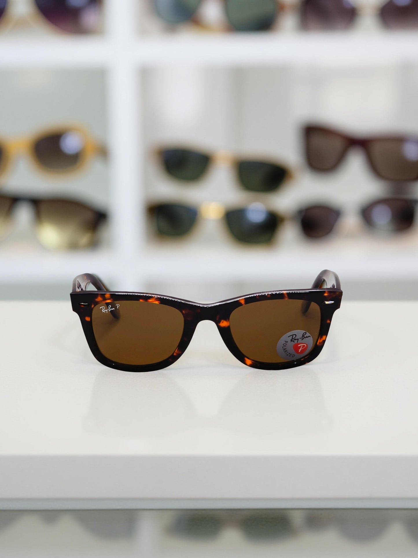 Ray-Ban Original Wayfarer RB 2140 902/57 Tartaruga Polarizzato – Design Classico