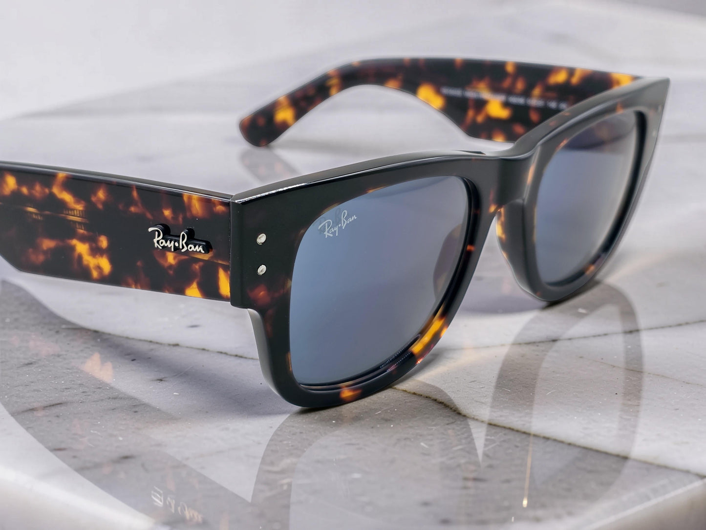 Occhiali da sole 0840S Mega 902/56 Tartarugato Lucido con Lenti Blu – Taglia 51