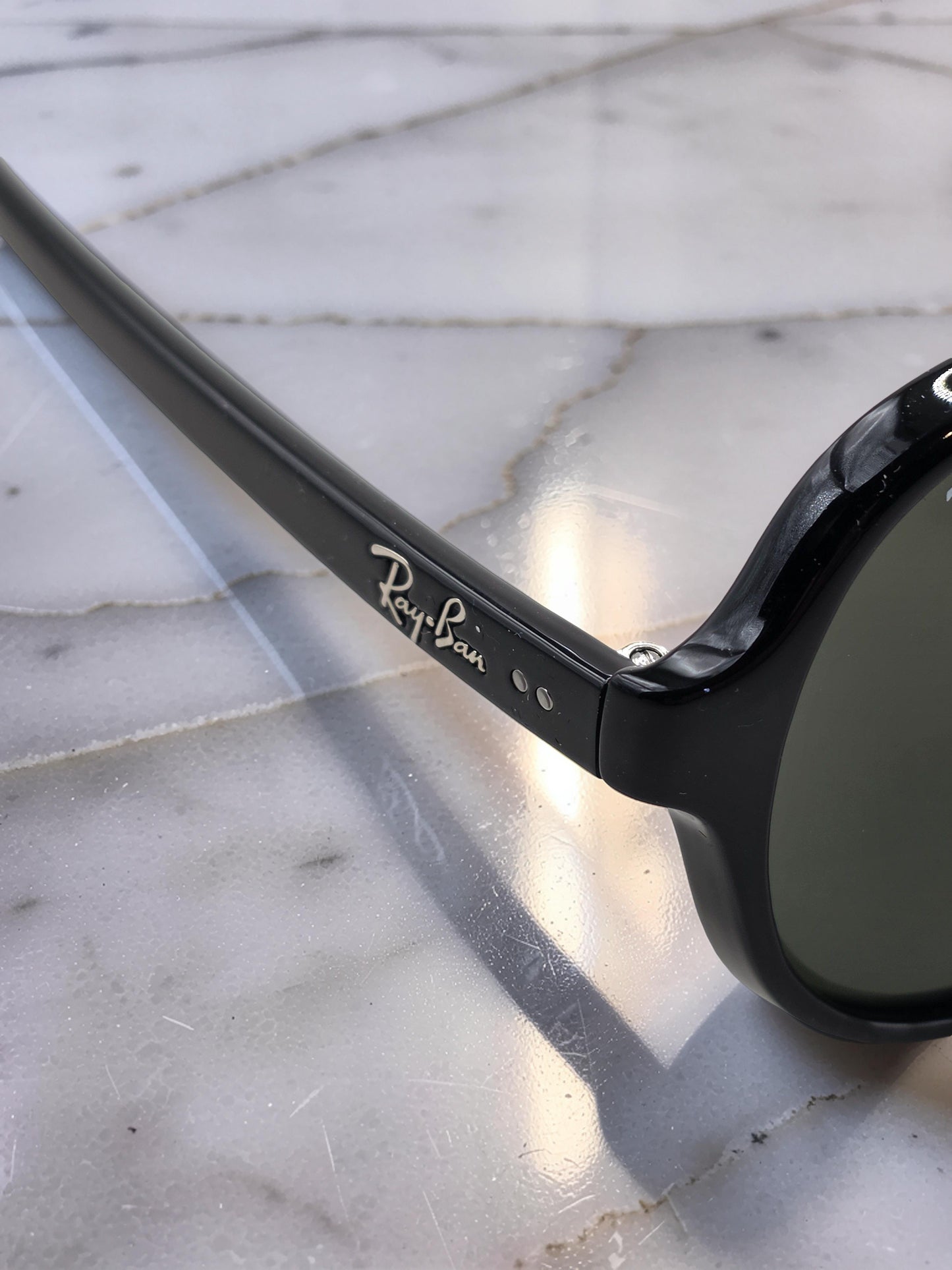 Occhiali da sole 4125 601/58 Nero Lucido con Lenti Verde G-15 Polarizzate – Taglia 59