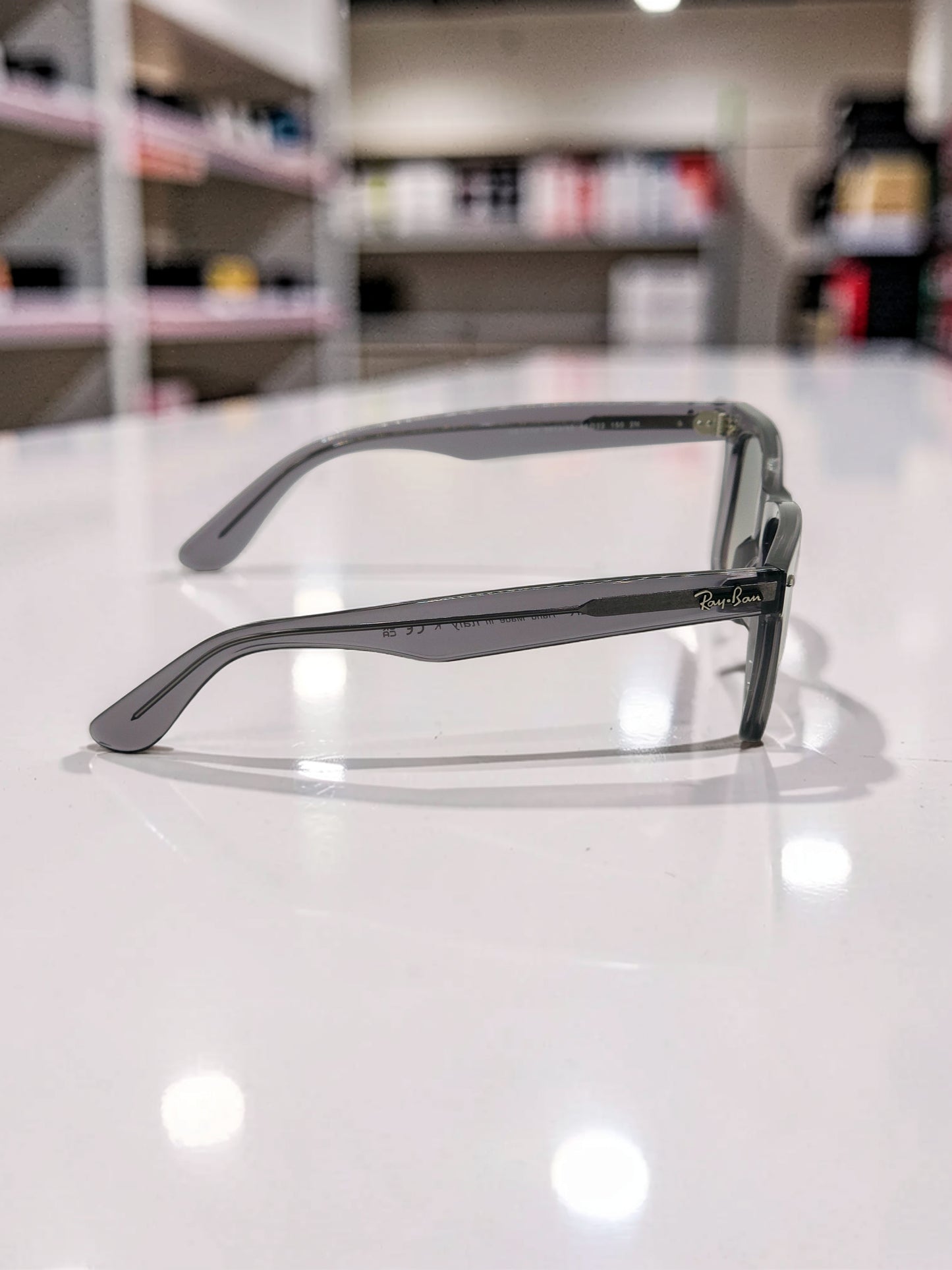 Occhiali da Sole Squadrati in Acetato 2140 6673/32 Grigio Trasparente con Lenti Grigio Sfumate – Taglia 50