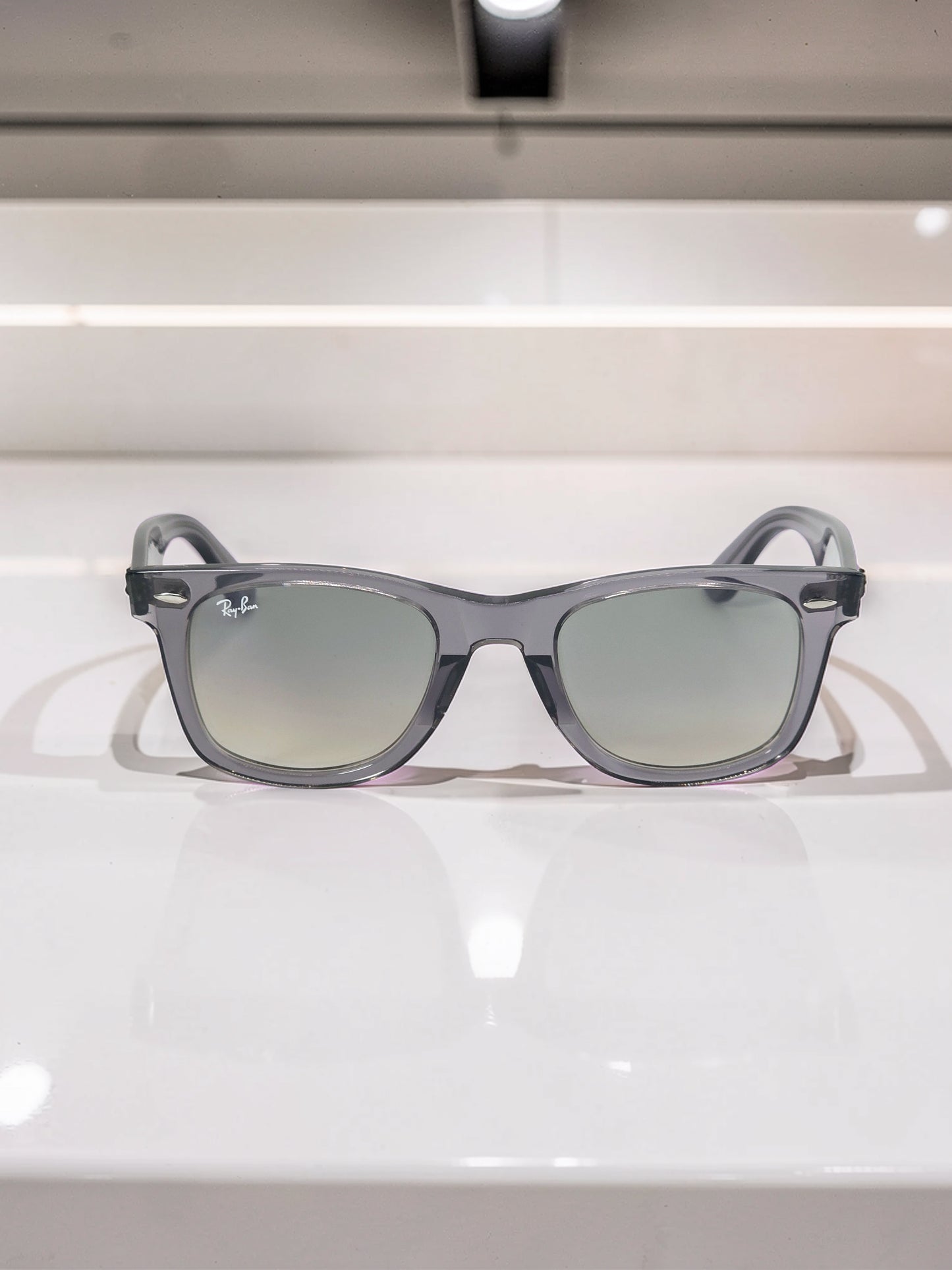 Occhiali da Sole Squadrati in Acetato 2140 6673/32 Grigio Trasparente con Lenti Grigio Sfumate – Taglia 50