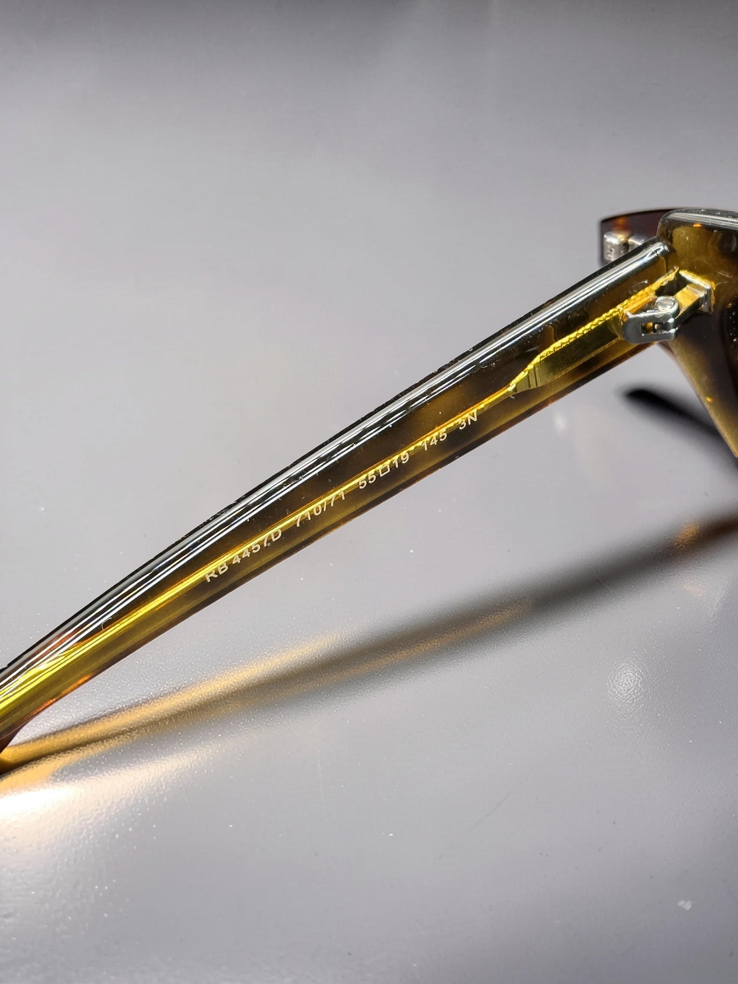 Occhiali da sole 4457D 710/71 Tartaruga - Lenti Verdi Classiche – Taglia 55-19-145