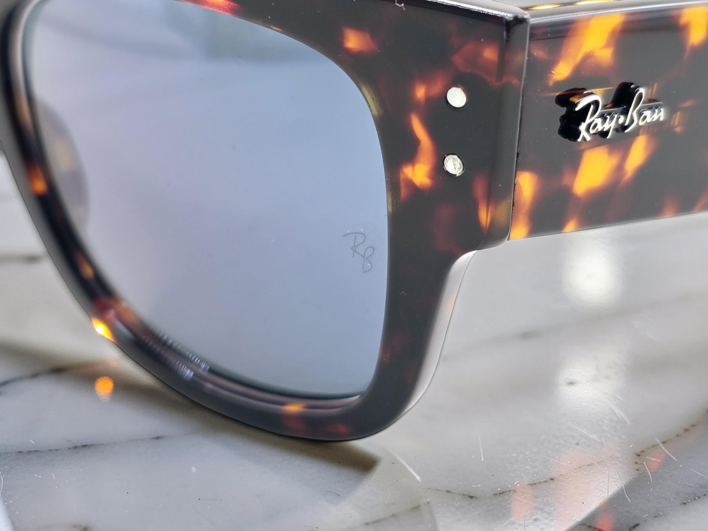 Occhiali da sole 0840S Mega 902/56 Tartarugato Lucido con Lenti Blu – Taglia 51